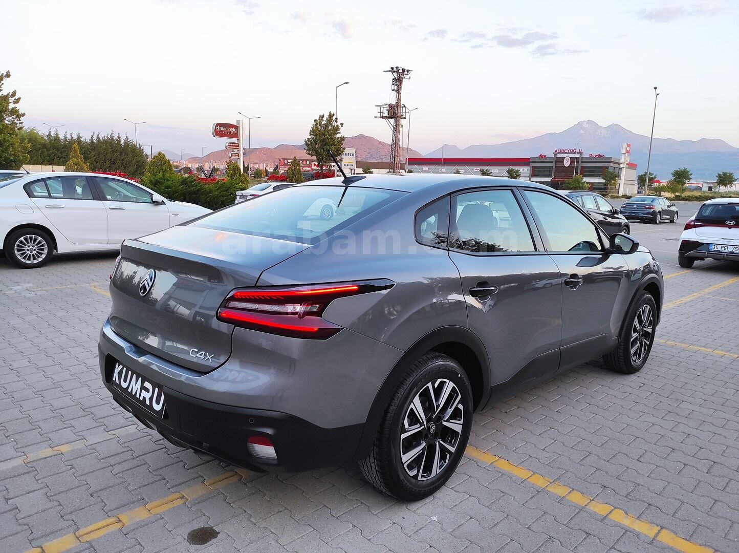 Galeriden Citroen C4 X 1.2 PureTech Max 2025 Model Kayseri 15.000 km Gri 6