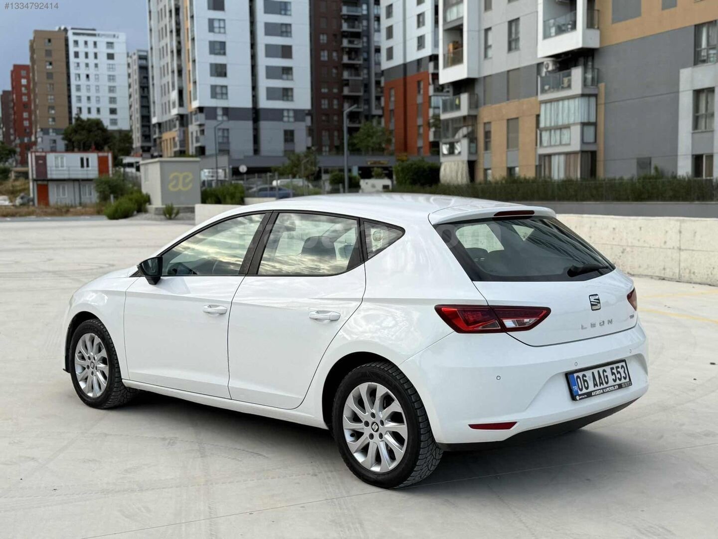""KUSURSUZ TEMİZLİKTE LED FARLI SEAT LEON"" 4