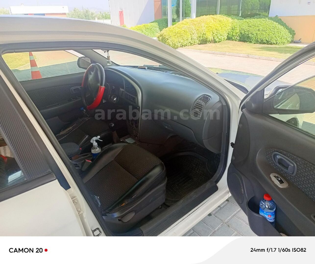 Sahibinden Kia Shuma LS 2003 Model Manisa 334.000 km Beyaz 7