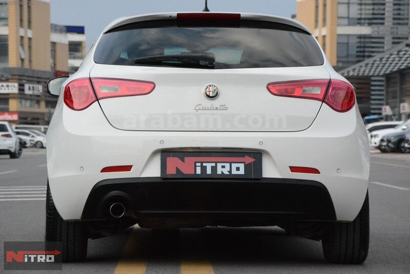 NİTRO MOTORS-2014 MAKYAJLI DEĞİŞENSİZ 180.000KM ALFA GİULİETTA 5