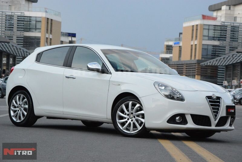 NİTRO MOTORS-2014 MAKYAJLI DEĞİŞENSİZ 180.000KM ALFA GİULİETTA
