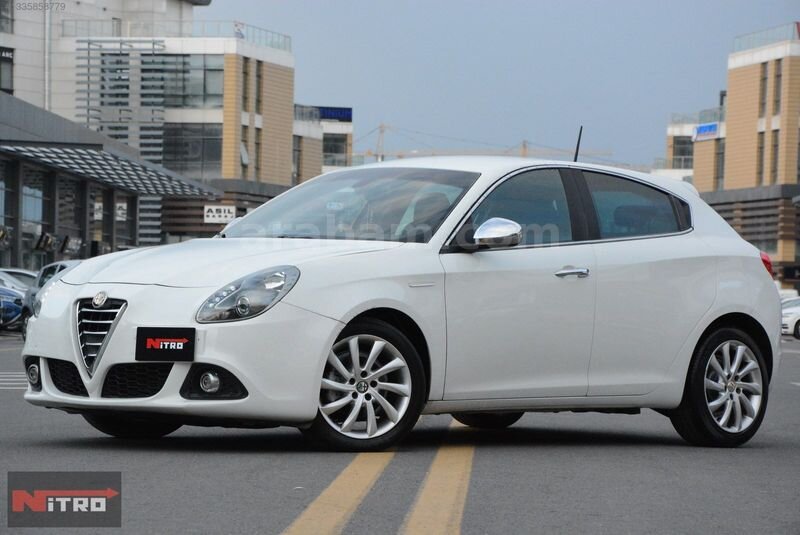NİTRO MOTORS-2014 MAKYAJLI DEĞİŞENSİZ 180.000KM ALFA GİULİETTA 3