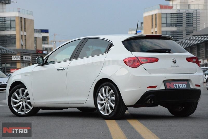 NİTRO MOTORS-2014 MAKYAJLI DEĞİŞENSİZ 180.000KM ALFA GİULİETTA 6