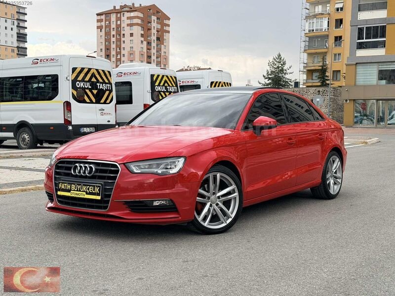 2015 MODEL 93.000 KM'de CAM TAVAN'lı KIRMIZI BOL EKSTRALI A3 3