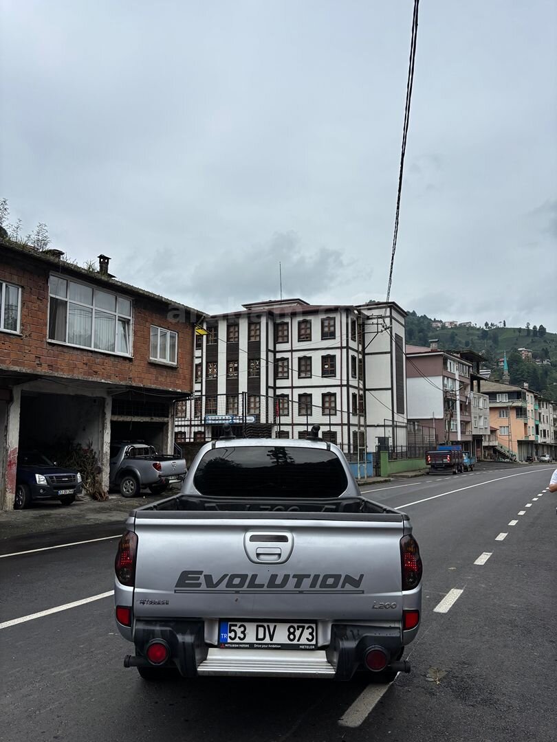 Sahibinden Mitsubishi L 200 4x2 Invite 2011 Model Rize 4