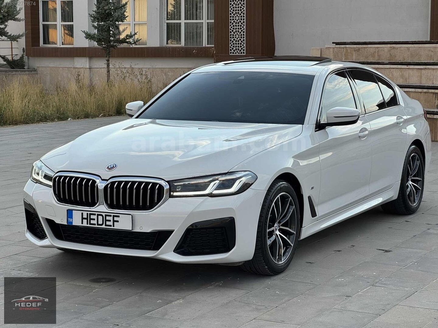 HEDEF OTOMOTİV'DEN BOYASIZ 50THY M EDİTİON 27.000'KM DE 5.20İ 2
