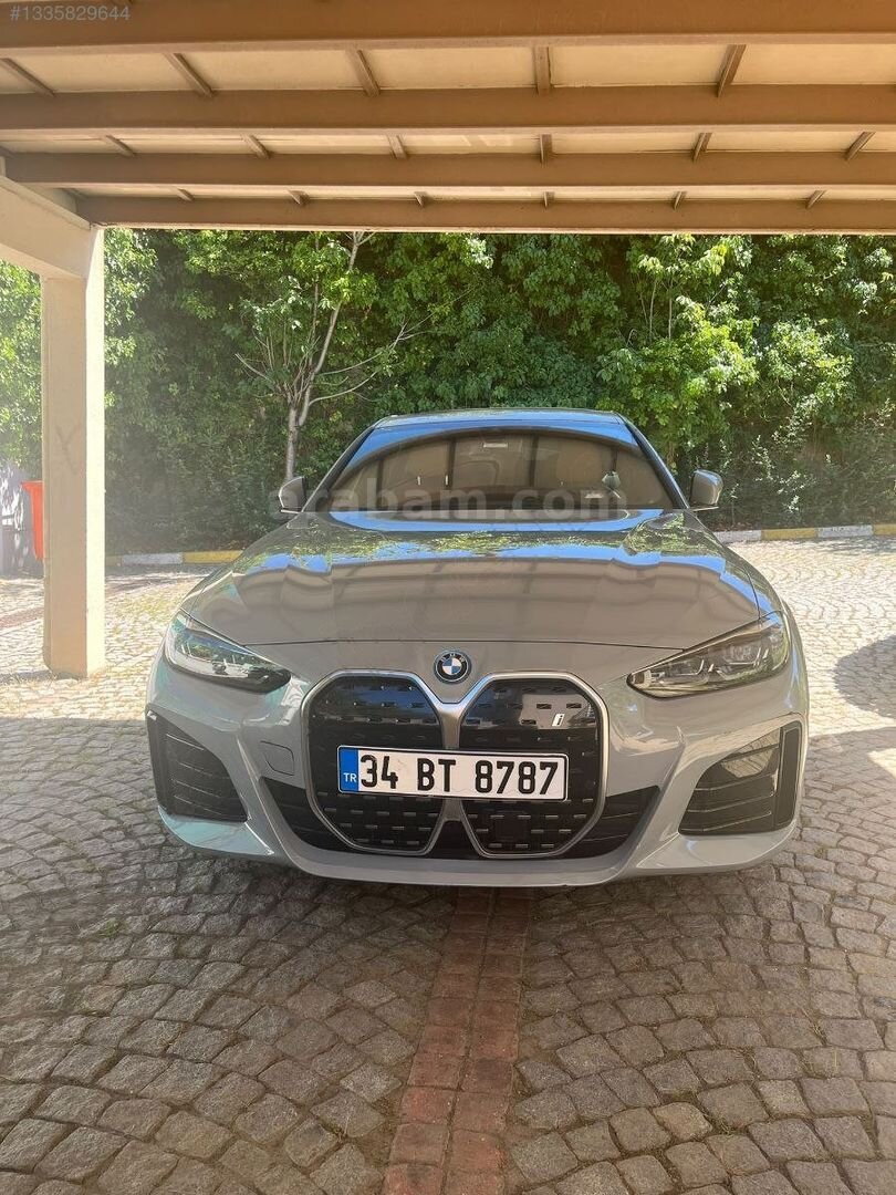 2023 BMW İ4M SPORT 11500 KM HARMAN HEAD UPDİSPLAY SIFIR AYARINDA