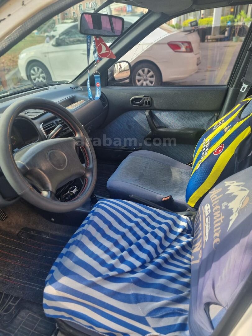 Sahibinden Suzuki Swift 1.3 GLX 1998 Model İstanbul 5