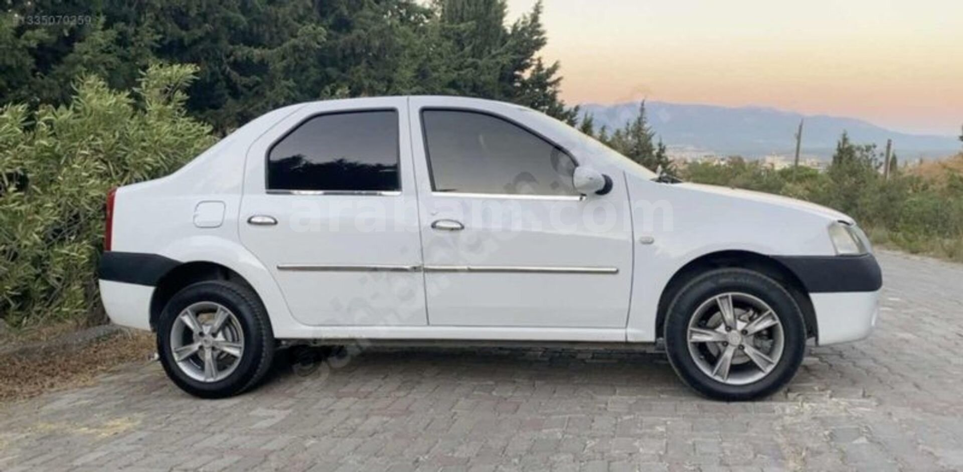 Galeriden Dacia Logan 1.5 dCi Ambiance 2007 Model İzmir 285.000 km Beyaz 7