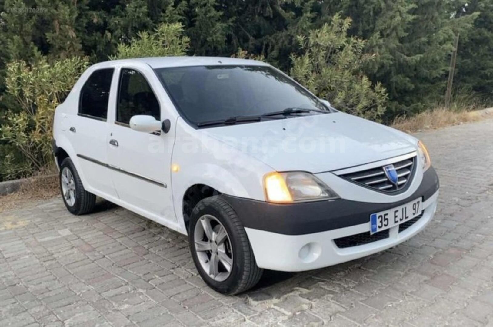 Galeriden Dacia Logan 1.5 dCi Ambiance 2007 Model İzmir 285.000 km Beyaz 1