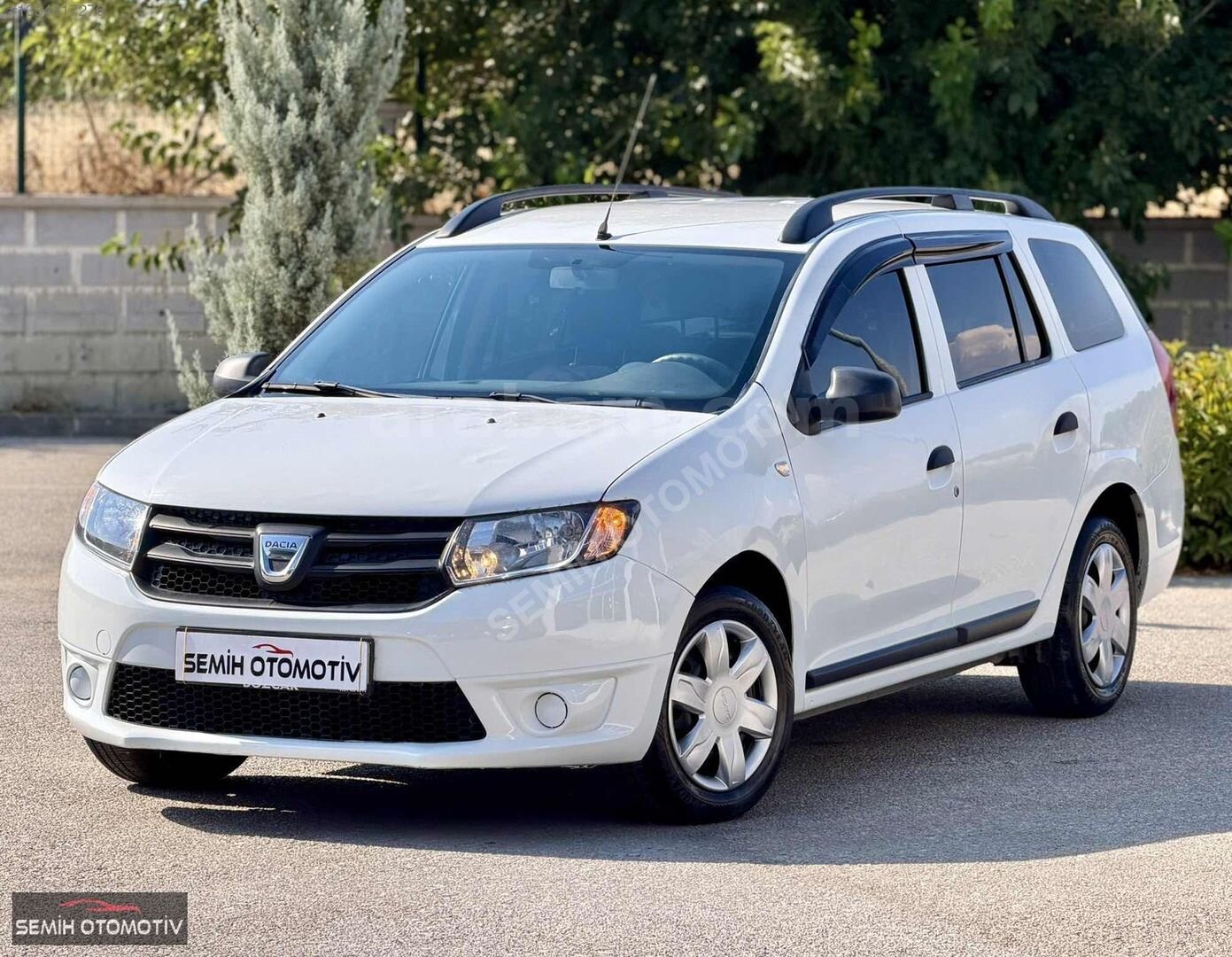 Galeriden Dacia Logan 1.5 dCi MCV Ambiance 2015 Model Denizli 136.000 km Beyaz 2