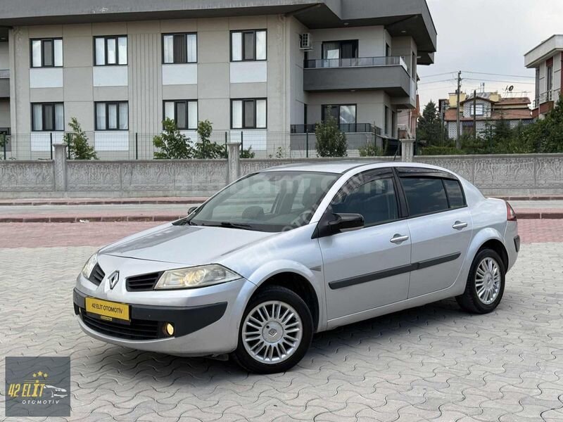 Galeriden Renault Megane 1.5 dCi Privilege 2008 Model Konya 285.000 km Gri