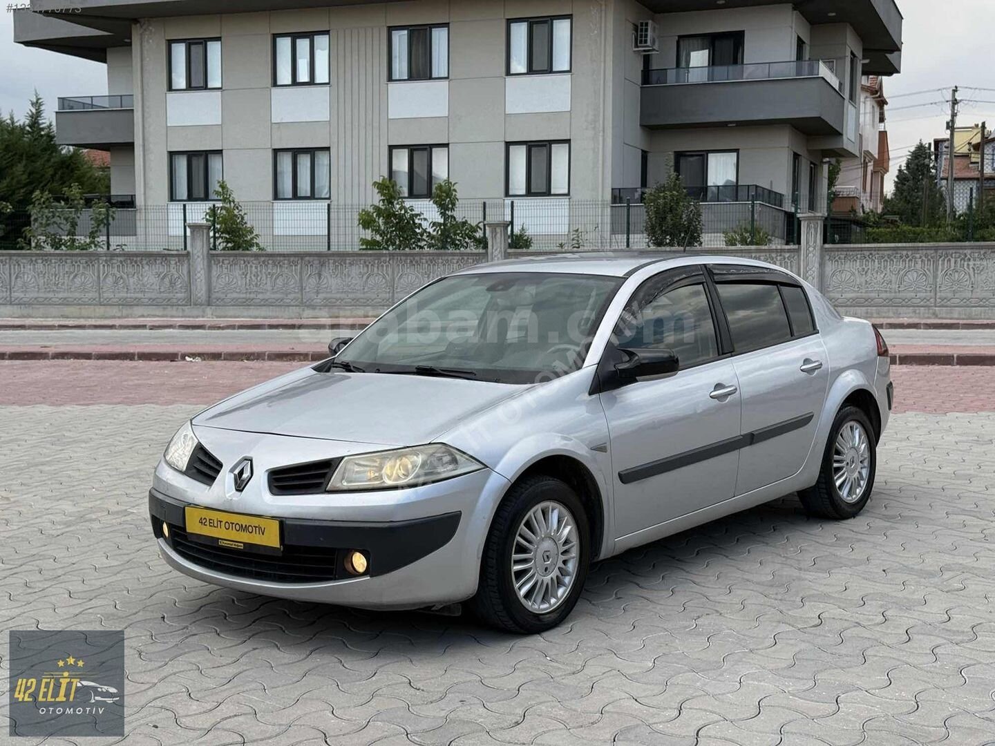Galeriden Renault Megane 1.5 dCi Privilege 2008 Model Konya 285.000 km Gri 3