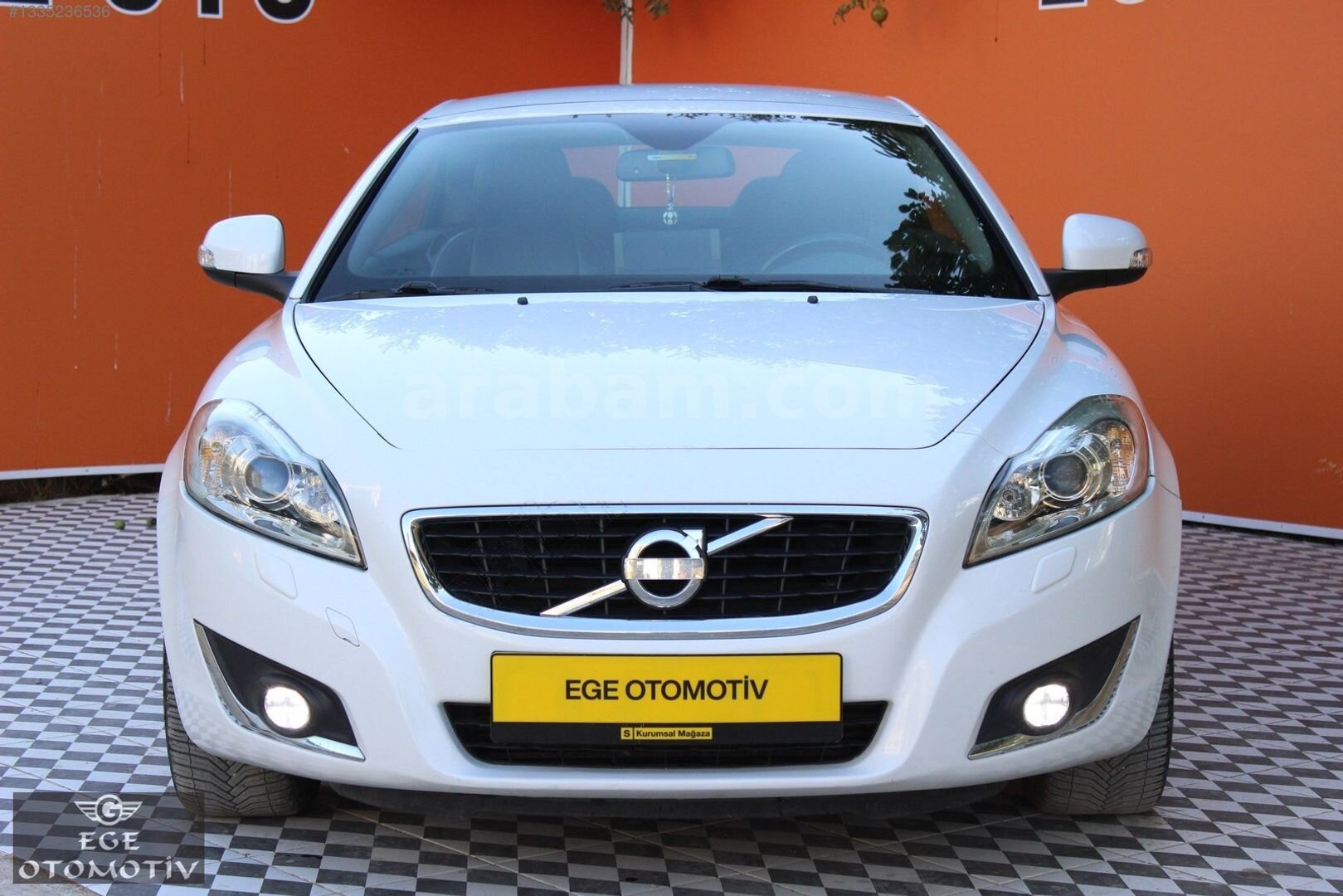Galeriden Volvo C70 2.0 D Premium 2011 Model Balıkesir 119.000 km Beyaz 6