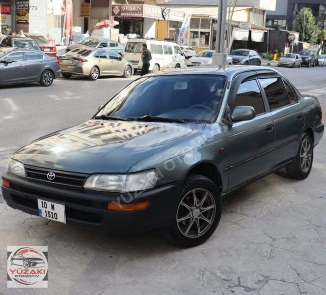 Galeriden Toyota Corolla 1.3 XE 1995 Model Kocaeli 343.750 km Füme
