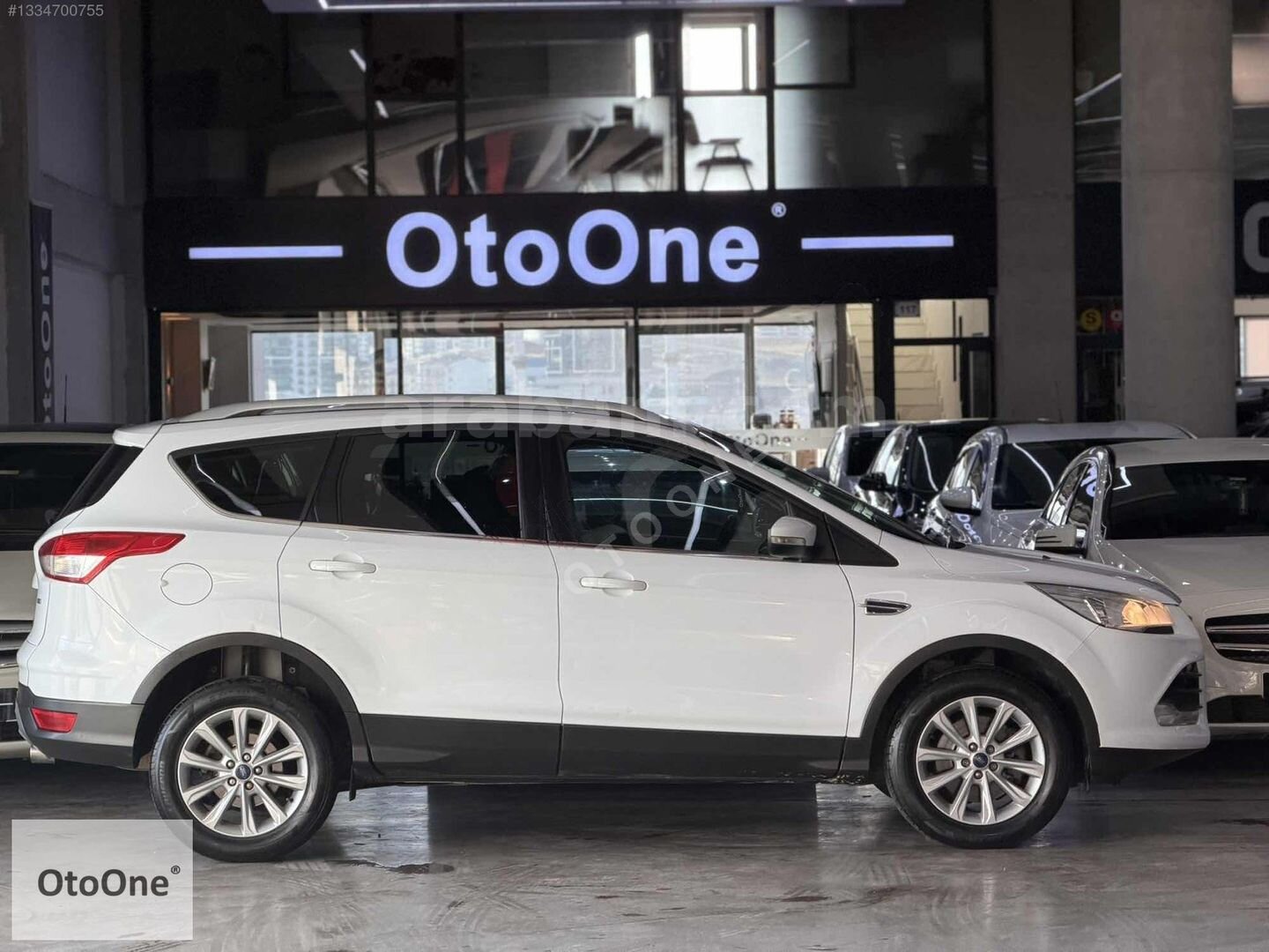 OtoOne'den HATASIZ BOYASIZ FORD KUGA 5