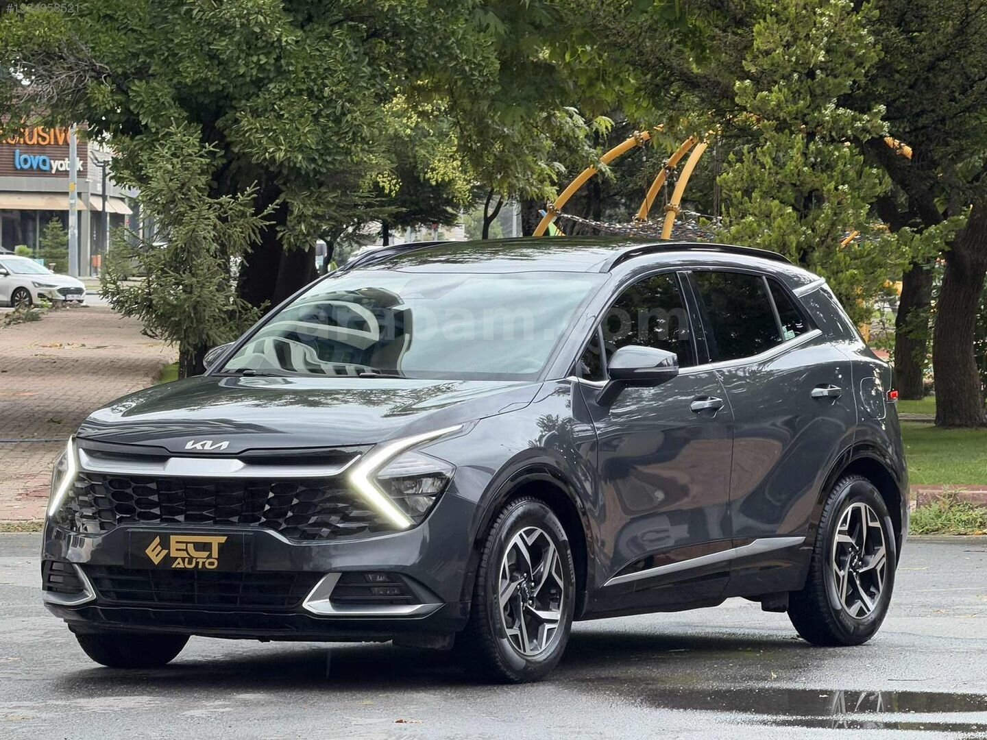 ECT'DEN CAM TAVAN 2023 SPORTAGE FIRSAT ARACI 3