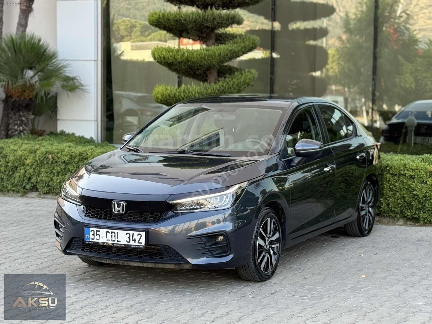 Galeriden Honda City 1.5 i-VTEC Executive 2024 Model Manisa 41.000 km Gri 2