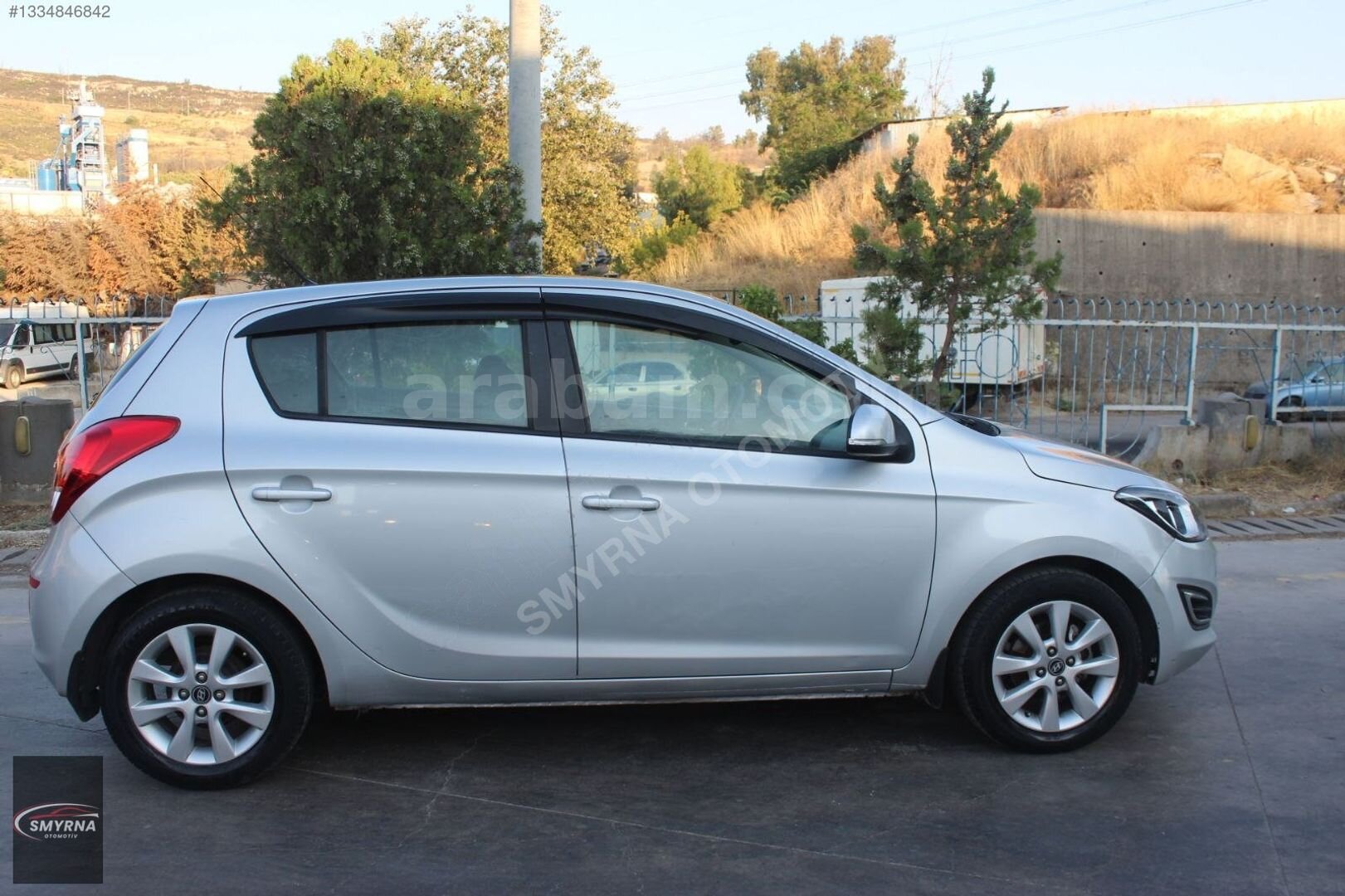 Galeriden Hyundai i20 1.2 D-CVVT Sense 2012 Model İzmir 125.000 km Gri 2