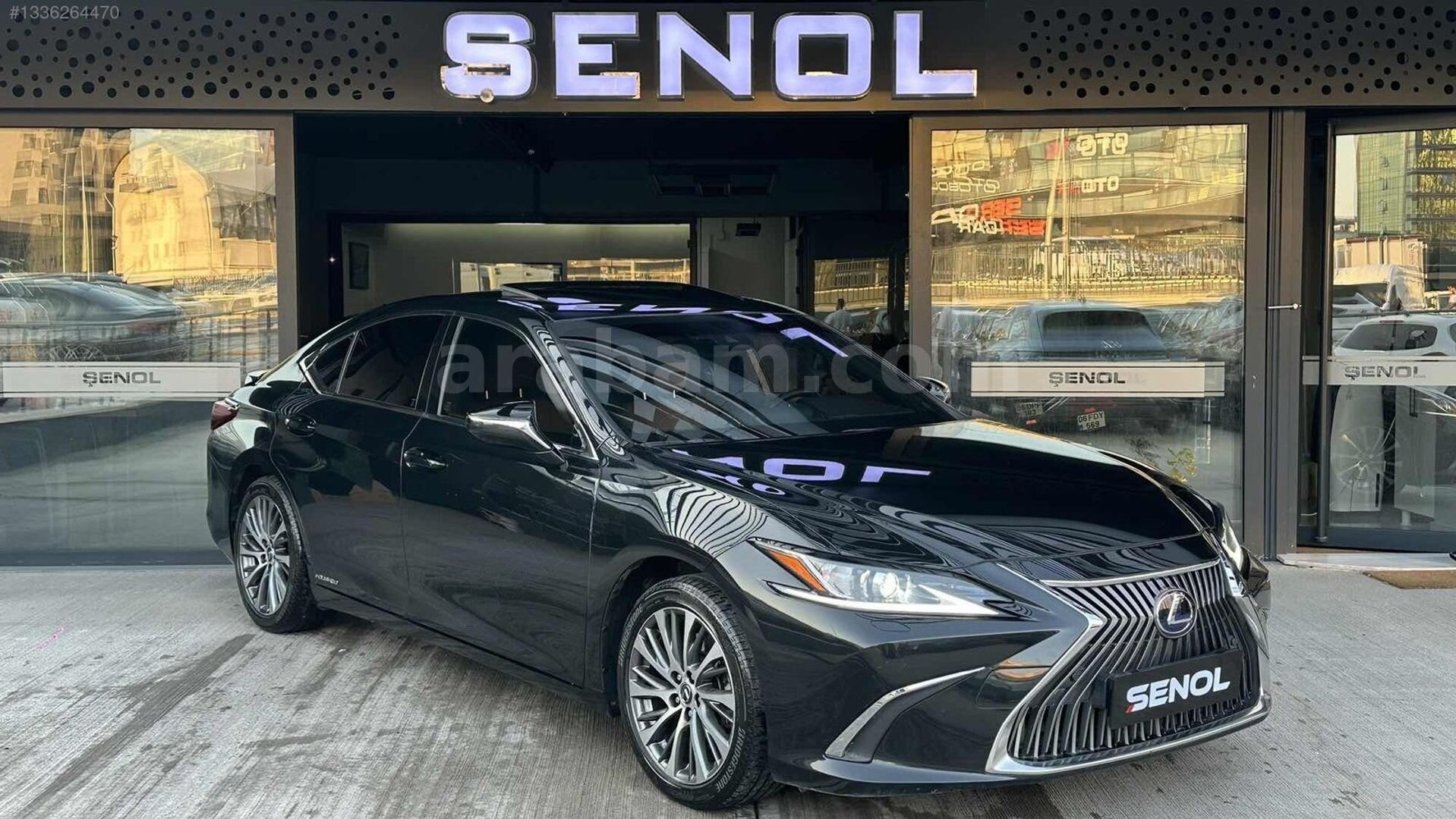 Galeriden Lexus ES 300h Executive 2020 Model Ankara 83.500 km Siyah 4