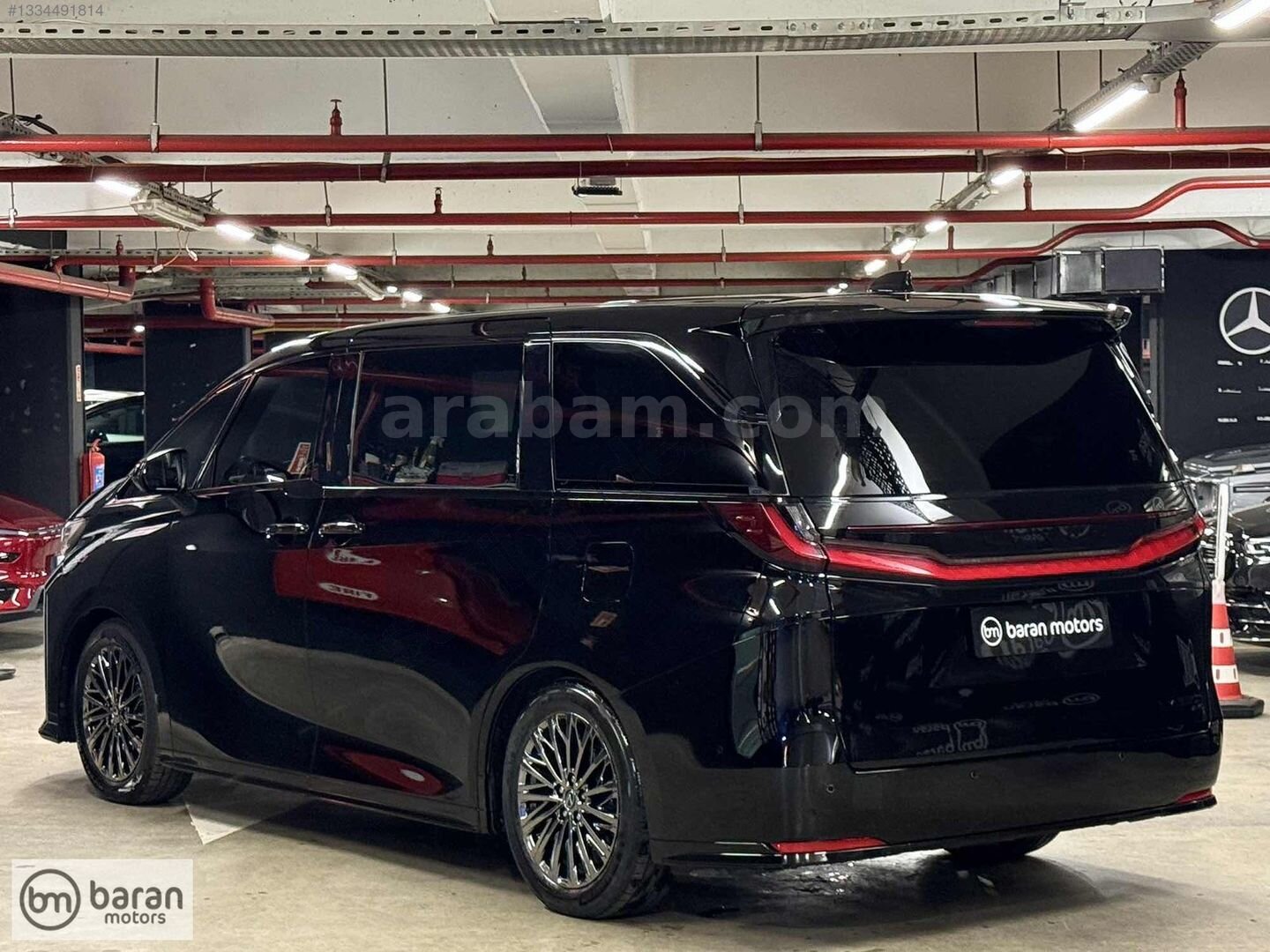 Galeriden Lexus LM 350h 2023 Model İstanbul 47.196 km Siyah 4