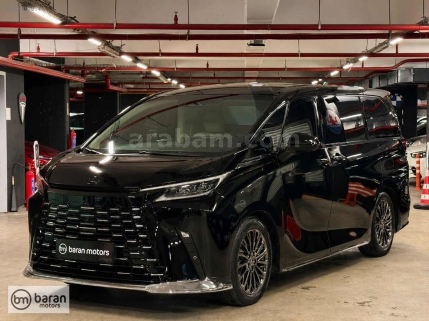 Galeriden Lexus LM 350h 2023 Model İstanbul 47.196 km Siyah 2