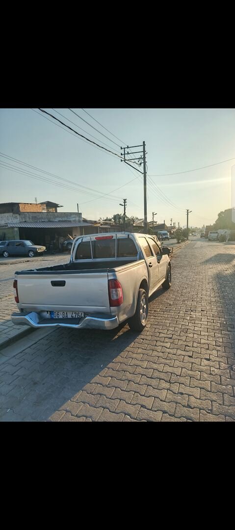 Sahibinden Isuzu D-Max 2.5 D 4x2 2006 Model 6