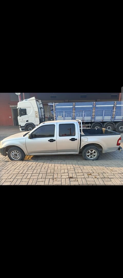 Sahibinden Isuzu D-Max 2.5 D 4x2 2006 Model 3