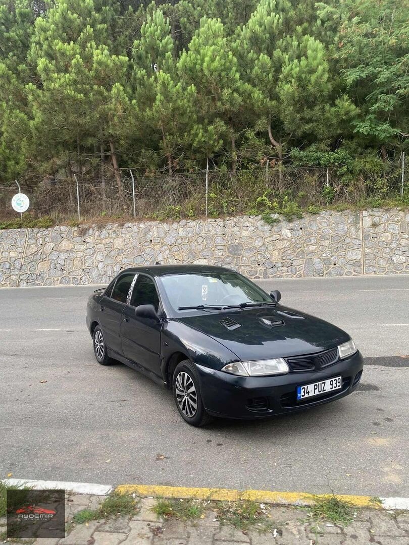 Galeriden Mitsubishi Carisma 1.6 GLX 1999 Model İstanbul 263.500 km Siyah 1