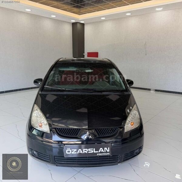 Galeriden Mitsubishi Colt 1.3 Instyle 2005 Model Ankara 191.000 km Siyah