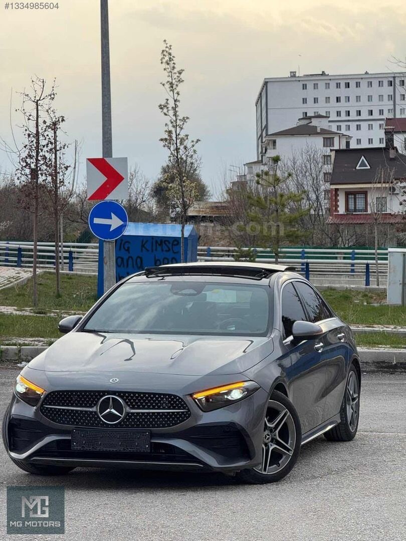 Galeriden Mercedes - Benz A 200 AMG 2024 Model Elazığ 14.000 km Gri 2