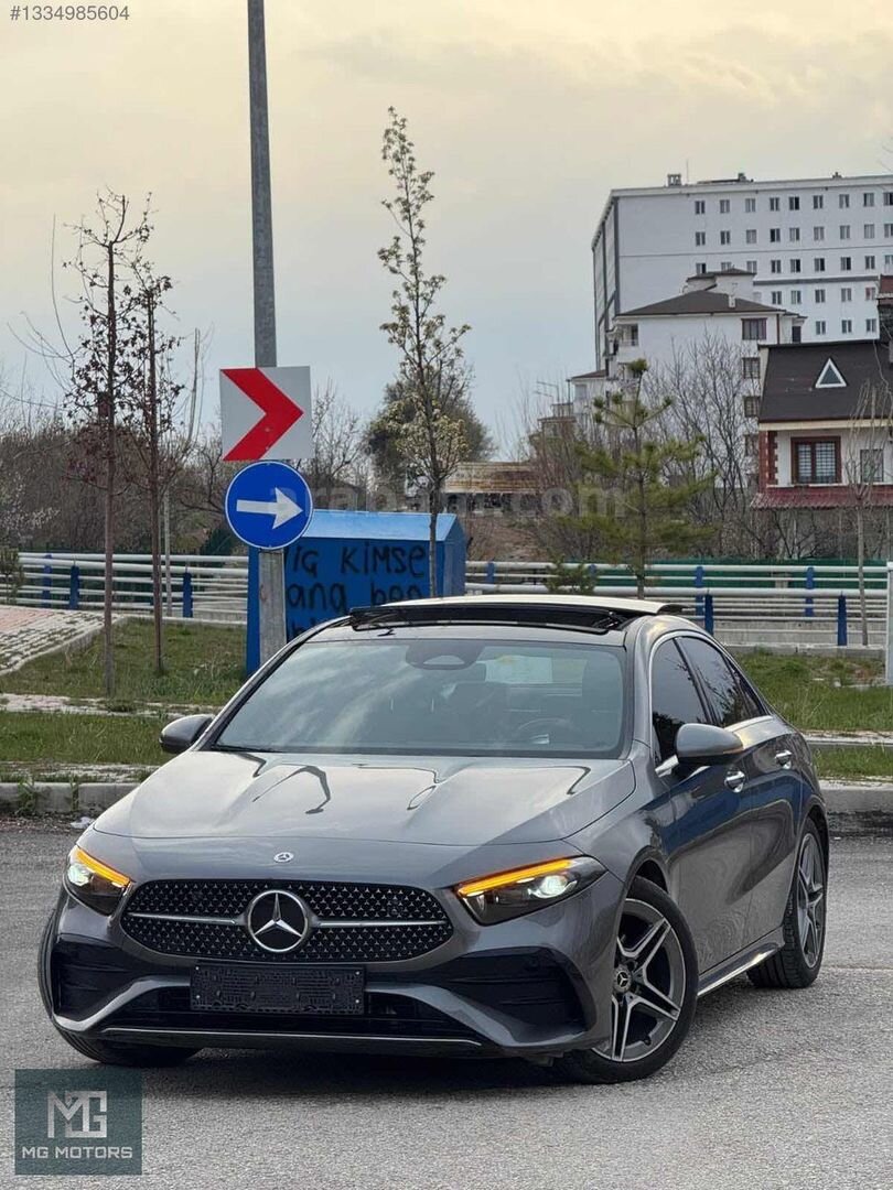 Galeriden Mercedes - Benz A 200 AMG 2024 Model Elazığ 14.000 km Gri 4