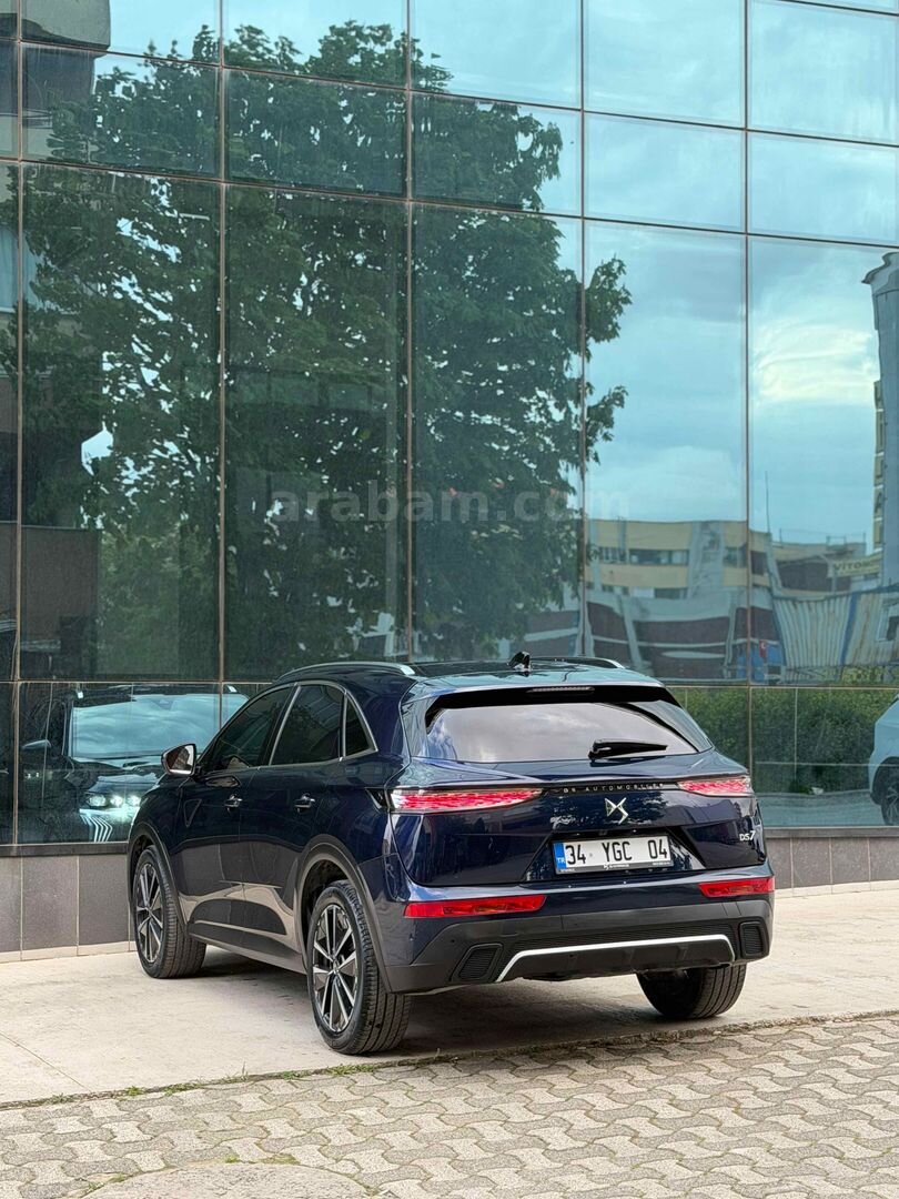 Sahibinden DS Automobiles 7 Crossback 1.5 BlueHDI Opera 2023 Model 66.500 km Lacivert 4
