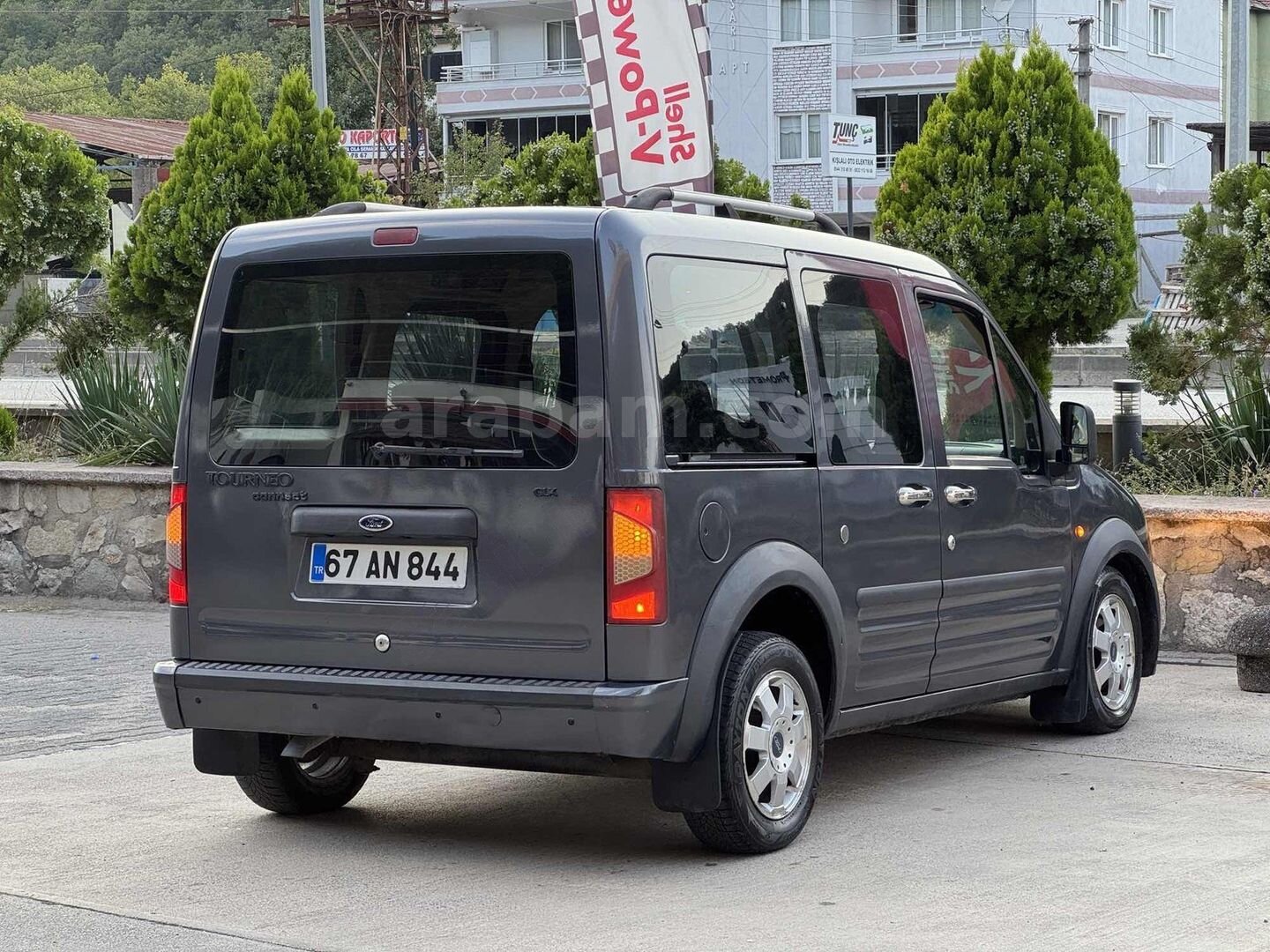 ÖZTÜRKLER-2007 110luk Ford Connect 6
