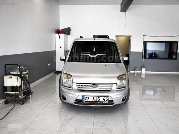 Galeriden Ford Tourneo Connect 1.8 TDCI SWB Silver 2012 Model