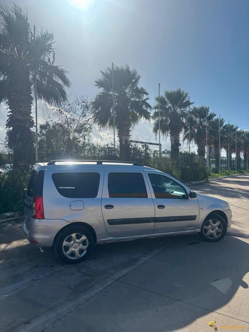 Galeriden Dacia Logan 1.5 dCi MCV Ambiance 2011 Model İzmir 369.000 km Gri 6