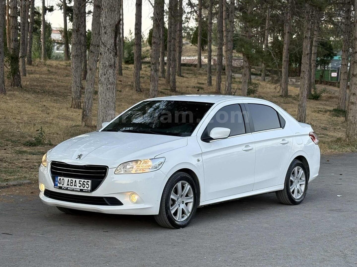 Galeriden Peugeot 301 1.6 HDi Allure 2015 Model Kırşehir 200.000 km Beyaz 2