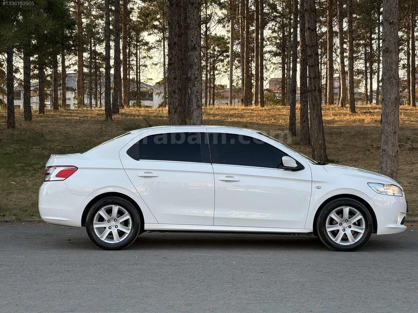 Galeriden Peugeot 301 1.6 HDi Allure 2015 Model Kırşehir 200.000 km Beyaz 7