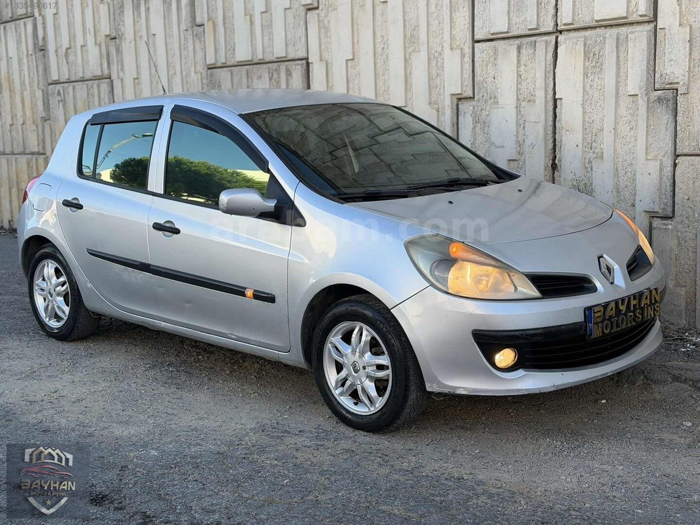 RENAULT CLIO DEĞİLENSİZ TRAMERSİZ OTOMAK DÜŞÜK KM 4