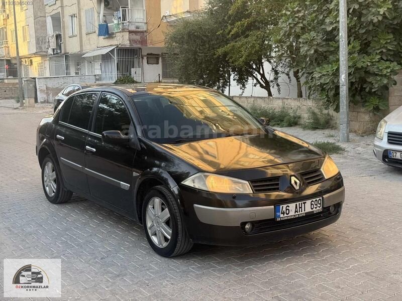 2009 çıkışlı cam tavan megan2