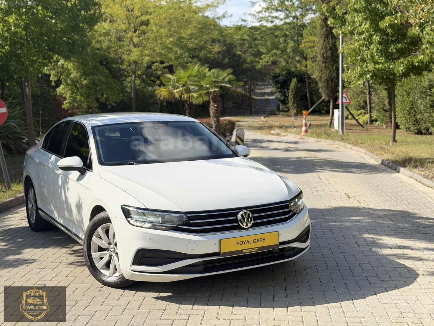 Galeriden Volkswagen Passat 1.6 TDi BlueMotion Impression 2019 Model İstanbul 195.000 km Beyaz 6