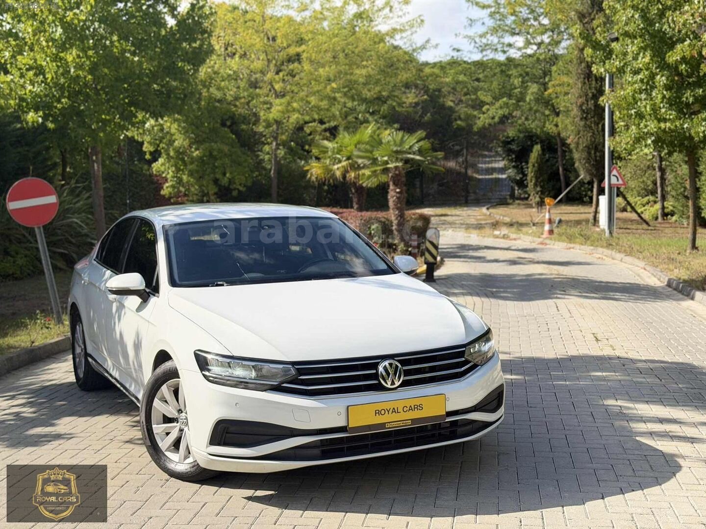 Galeriden Volkswagen Passat 1.6 TDi BlueMotion Impression 2019 Model İstanbul 195.000 km Beyaz 7