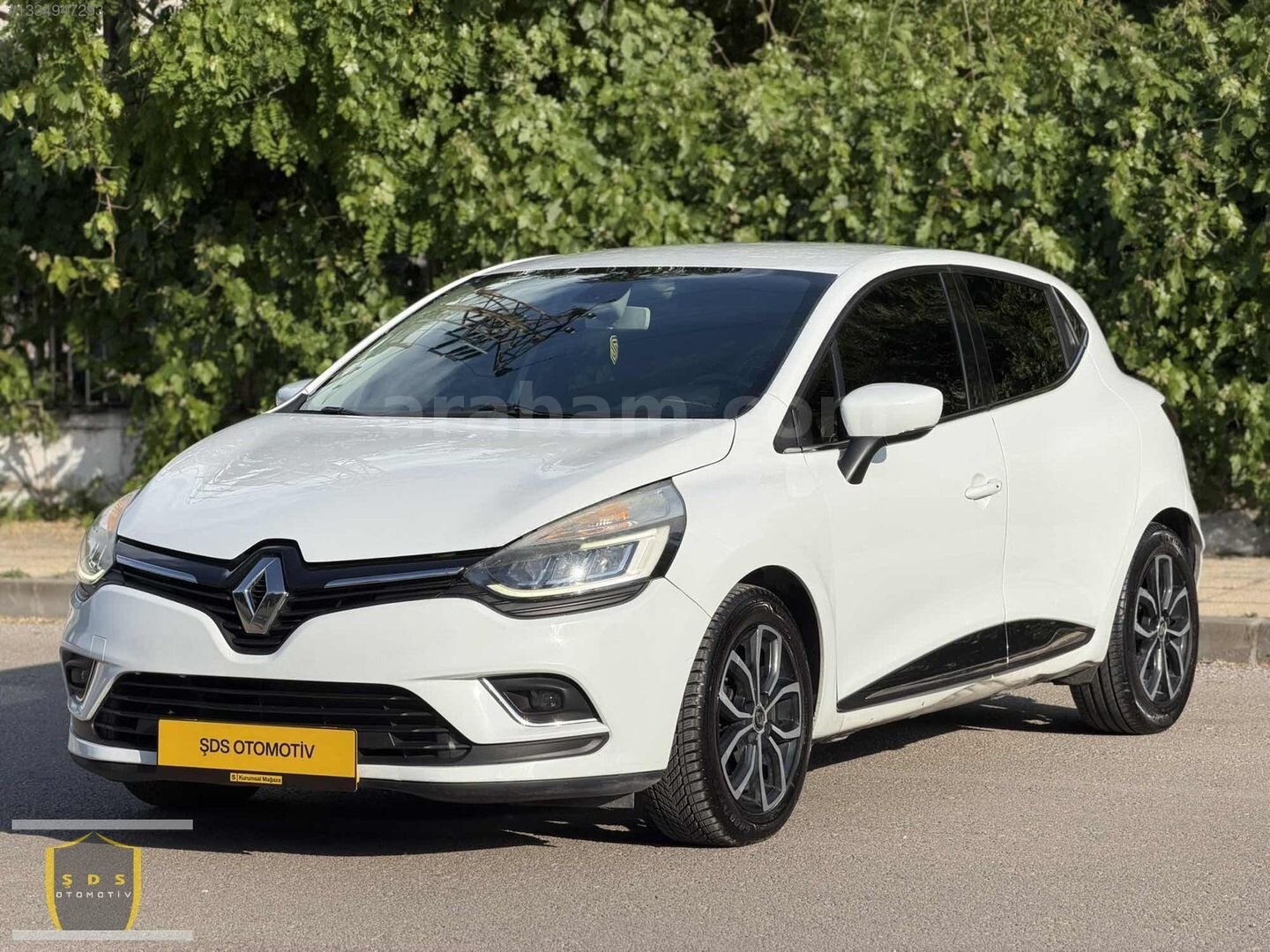 Galeriden Renault Clio 1.5 dCi Icon 2017 Model Aksaray 159.000 km Beyaz 3