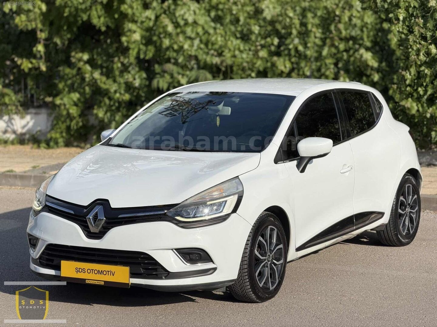 Galeriden Renault Clio 1.5 dCi Icon 2017 Model Aksaray 159.000 km Beyaz 2