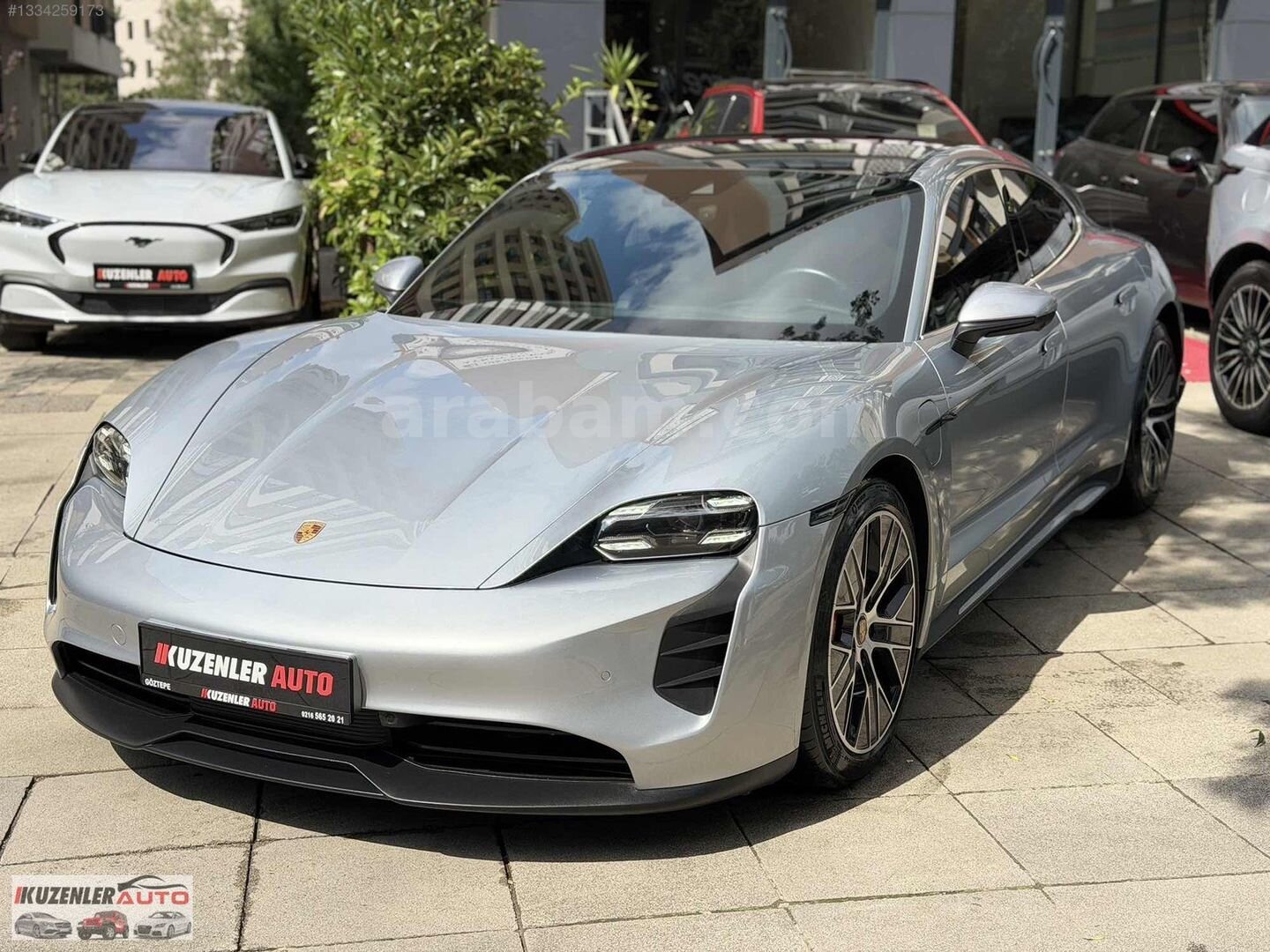 2023 PORSCHE TAYCAN 4S BAYİ SOĞUTMA AİRMATİC YAN YOLCU EKRANI 7