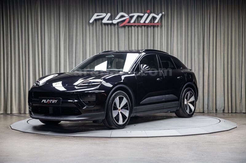 2025 PORSCHE MACAN Macan 4