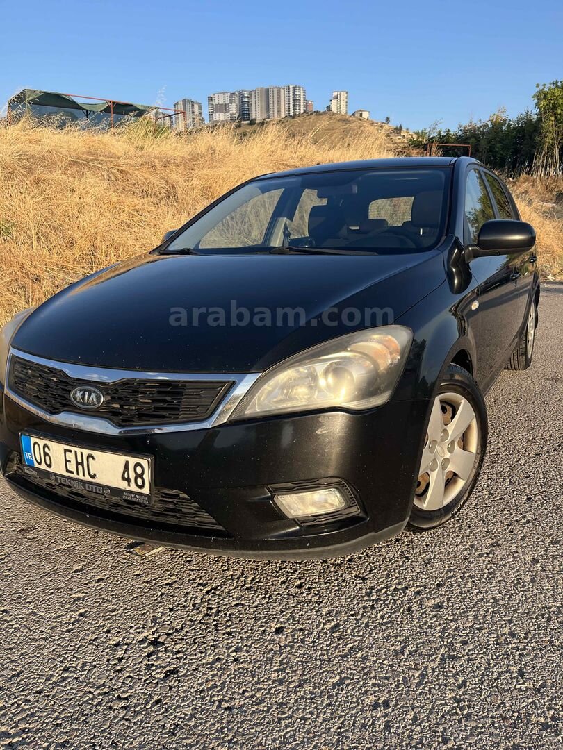 Sahibinden Kia Ceed 1.6 CRDi Cool 2011 Model Ankara 255.500 km Siyah 3