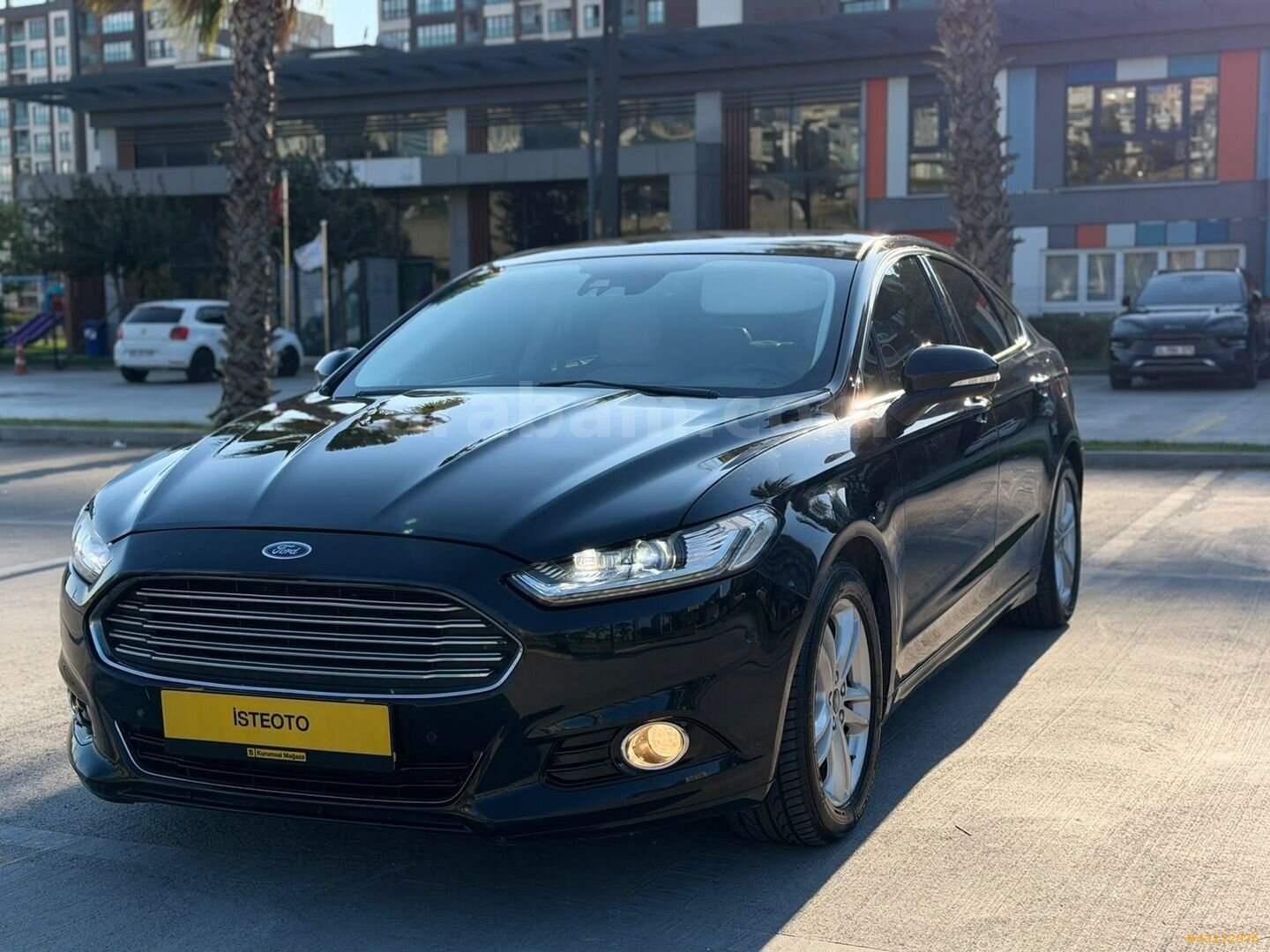 Galeriden Ford Mondeo 1.5 Ecoboost Titanium 2015 Model İstanbul 168.000 km Siyah 4