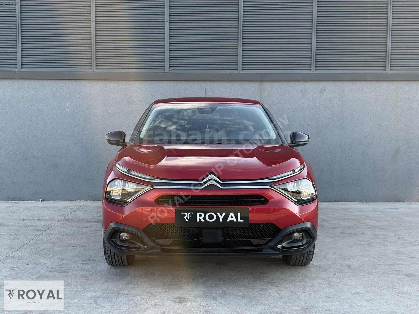 Galeriden Citroen C4 1.2 PureTech Feel Bold 2023 Model Ankara 77.000 km Kırmızı 2