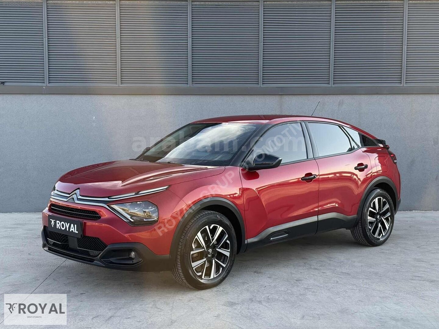 Galeriden Citroen C4 1.2 PureTech Feel Bold 2023 Model Ankara 77.000 km Kırmızı 7